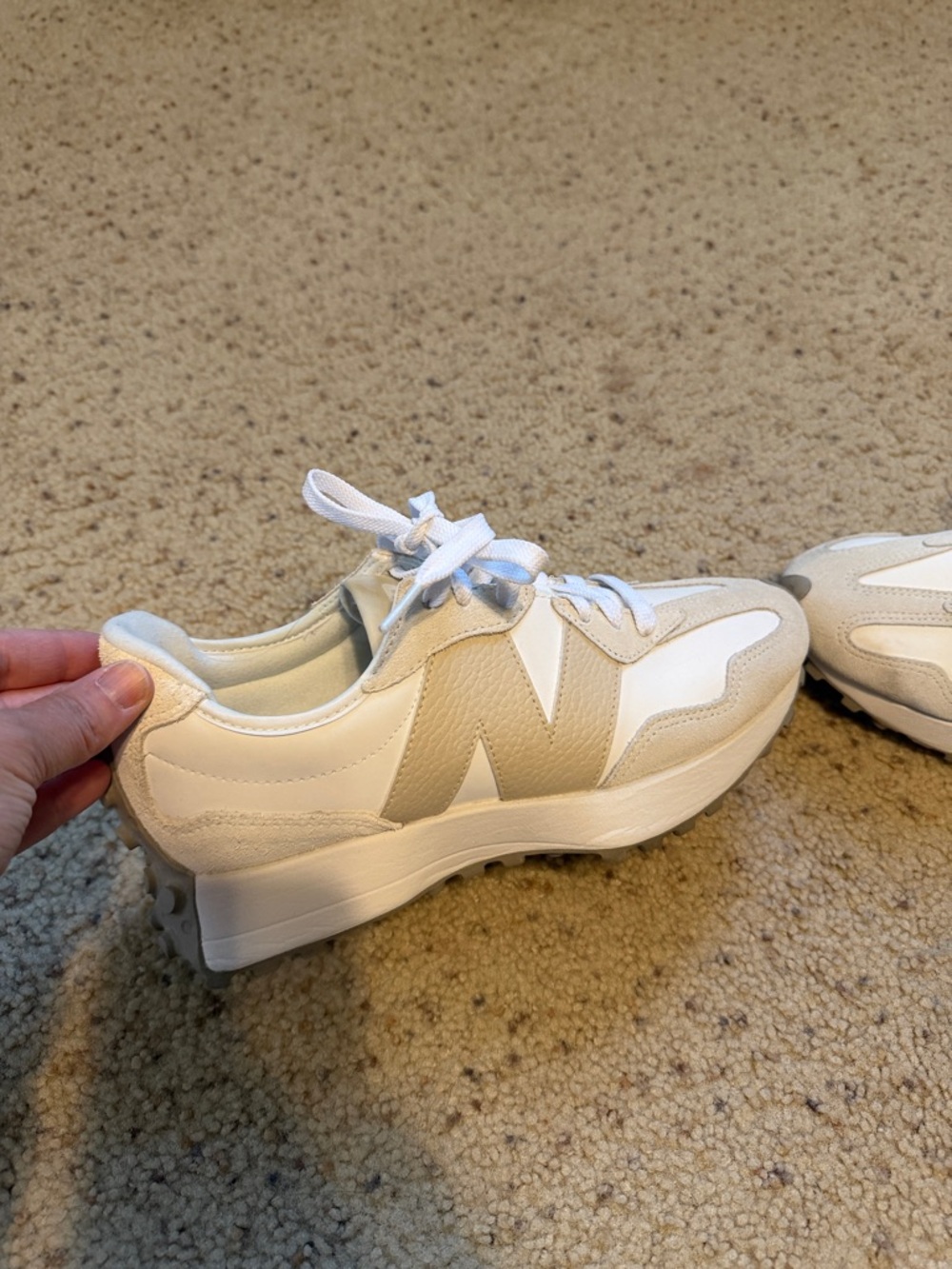 New balance 327 white light tan sneakers